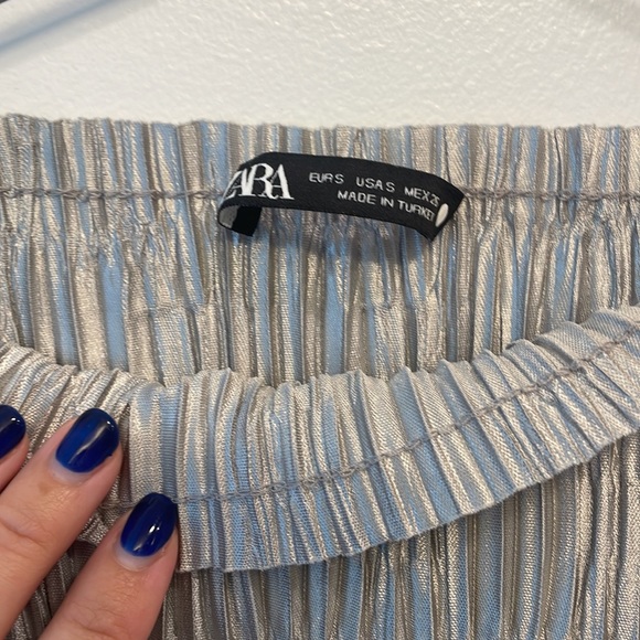 Metallic Zara Top - Picture 3 of 3